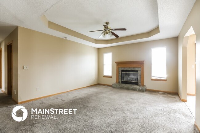 Building Photo - 1708 Stasi Ave