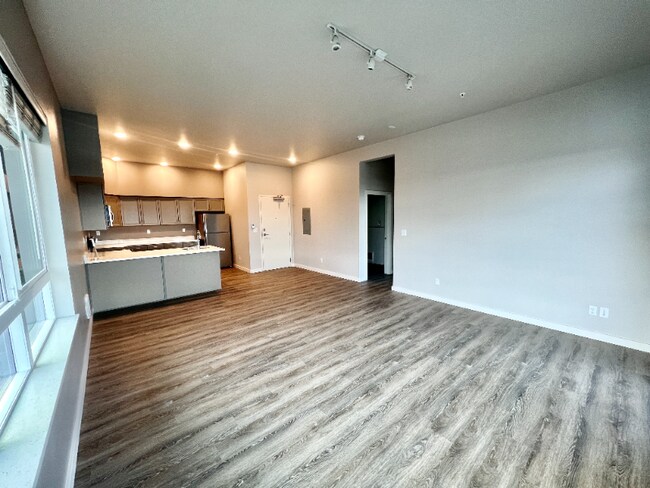 Building Photo - 2330 Yakima Ct