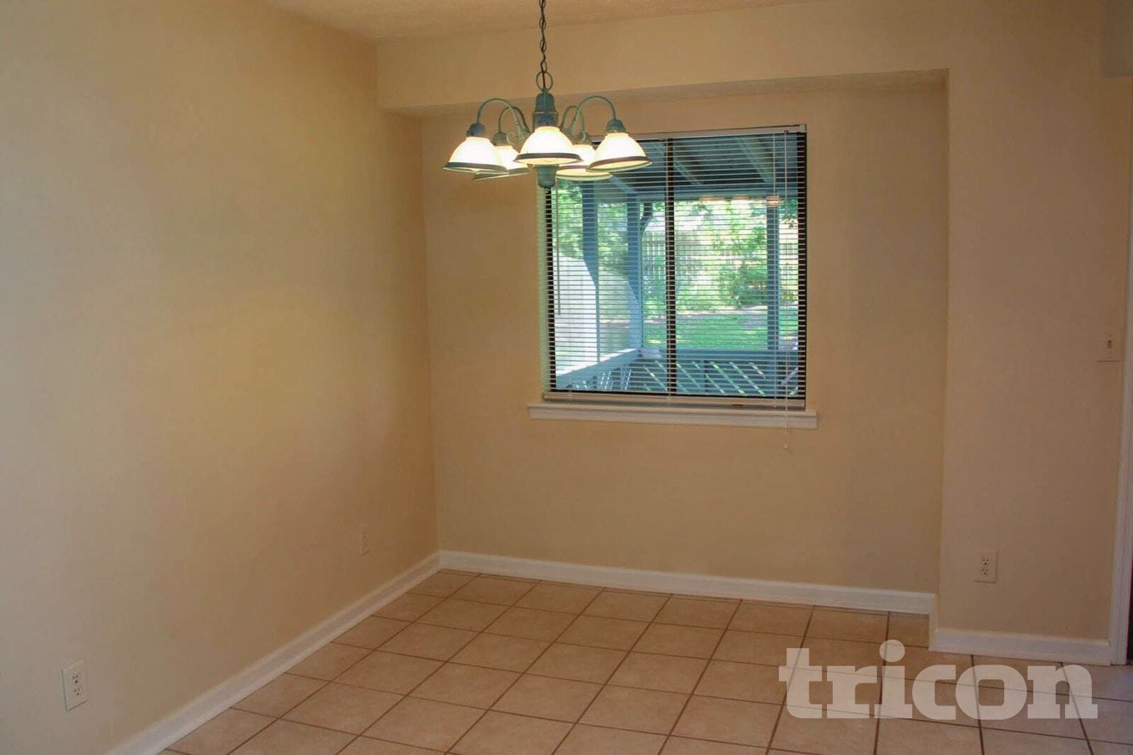 Building Photo - 3516 Estes Park Dr SW