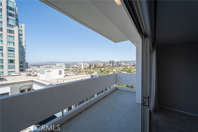 Building Photo - 10701 Wilshire Blvd