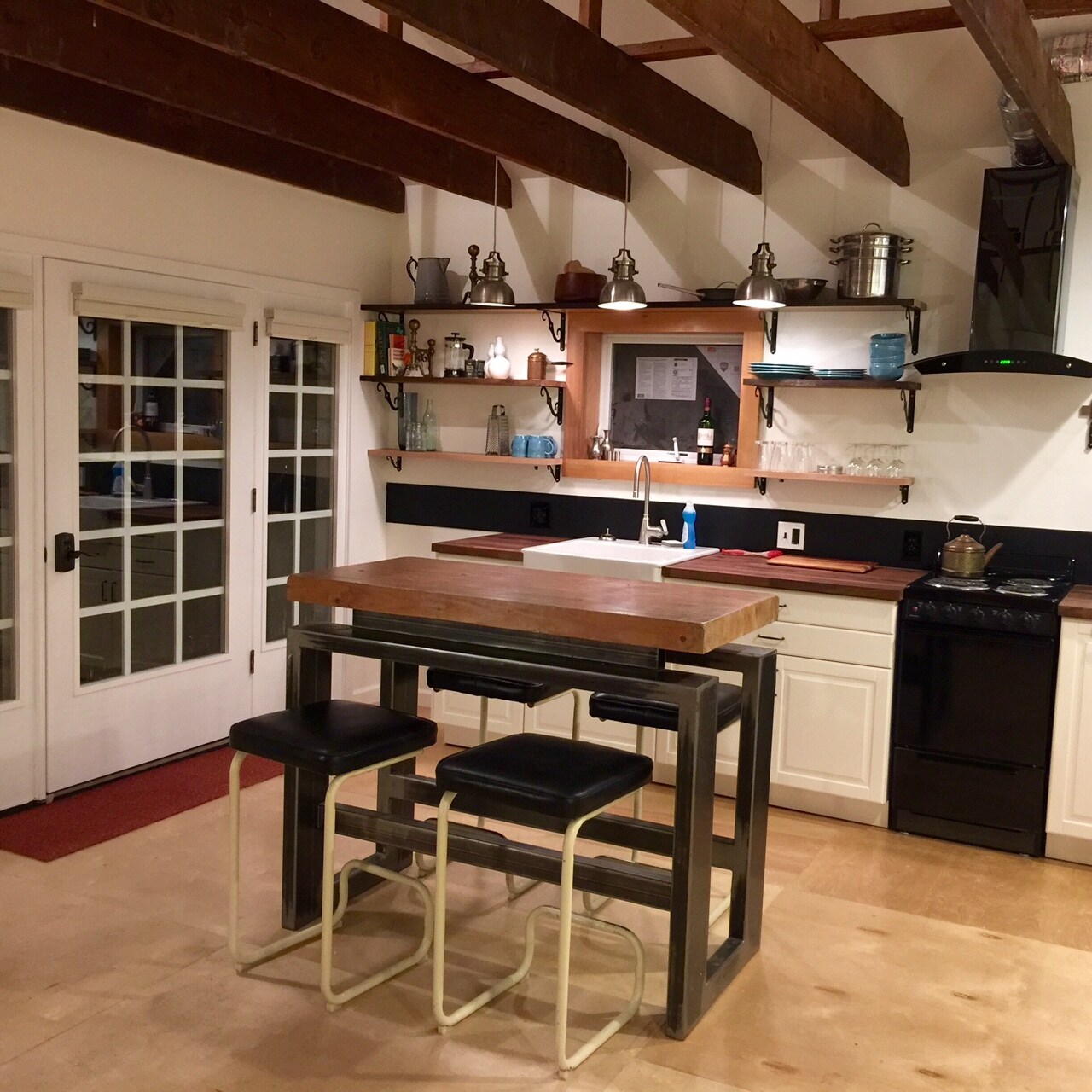 Building Photo - 1532 Southeast Ogden Street