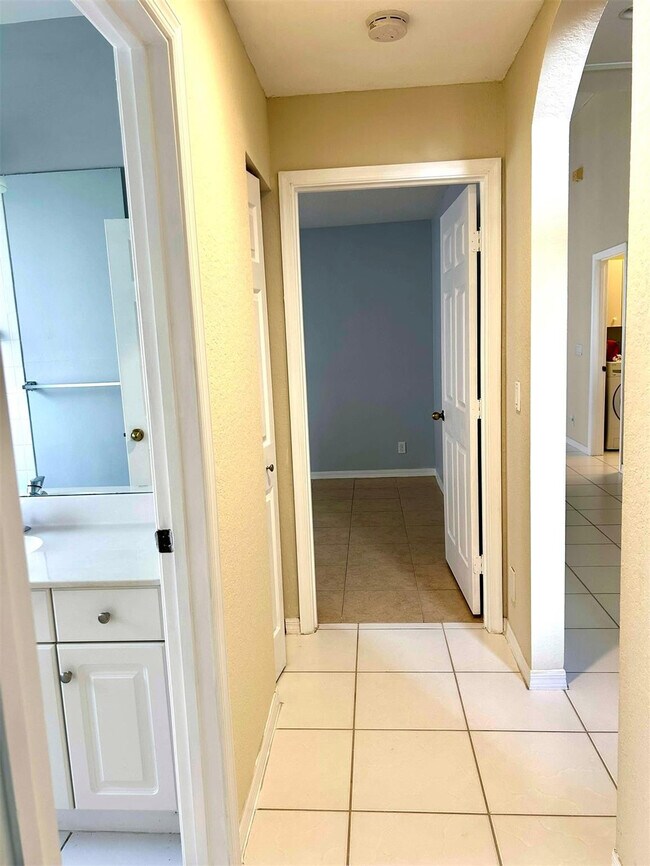 Building Photo - 3694 Miramontes Cir