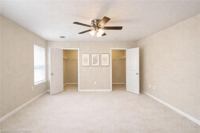 Building Photo - 6414 Huntington Ct
