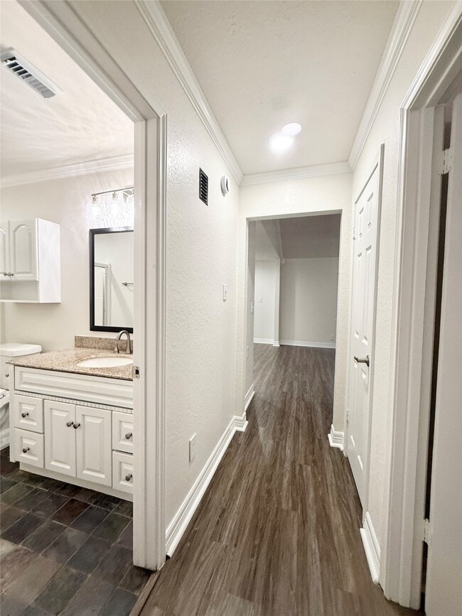 Building Photo - 477 Oyster Creek Ct