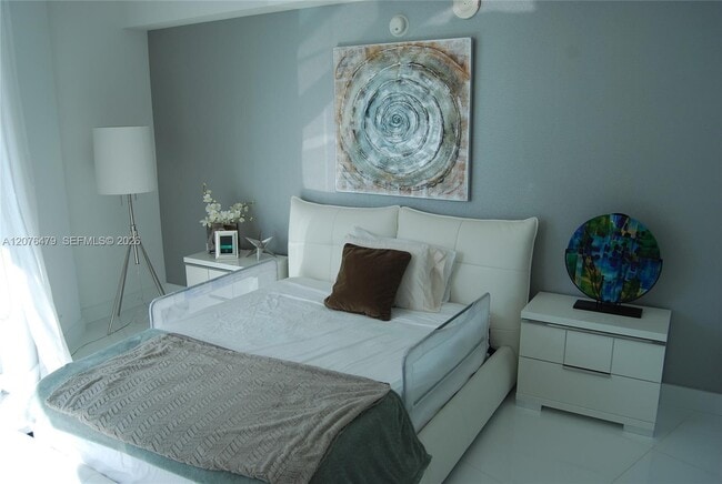 Building Photo - 200 Sunny Isles Blvd
