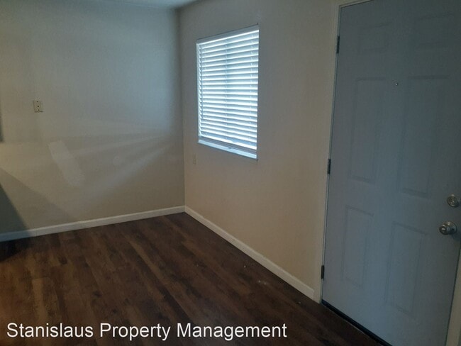 Building Photo - 150 E Orangeburg Ave