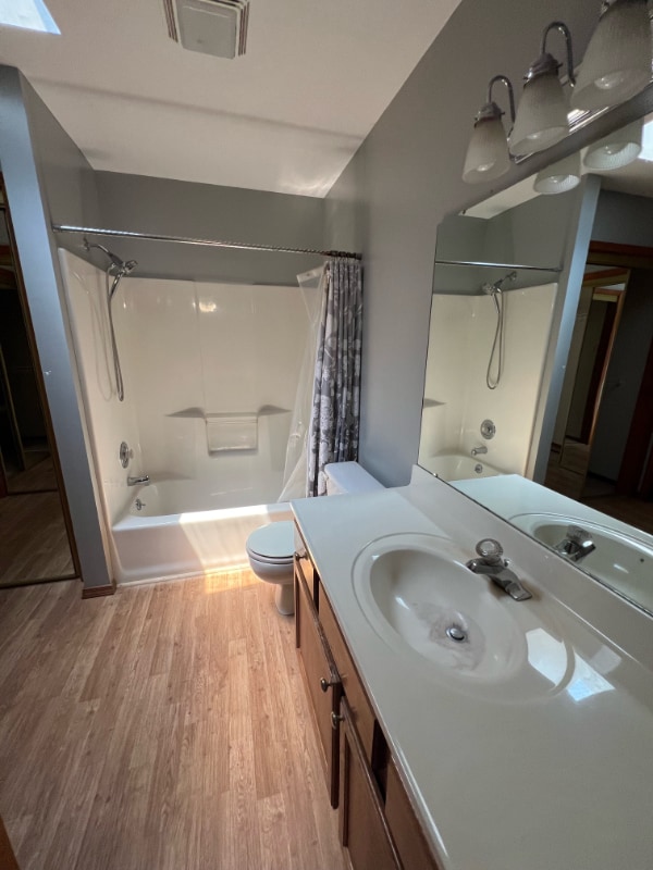 Building Photo - 1124 Old Crows Way