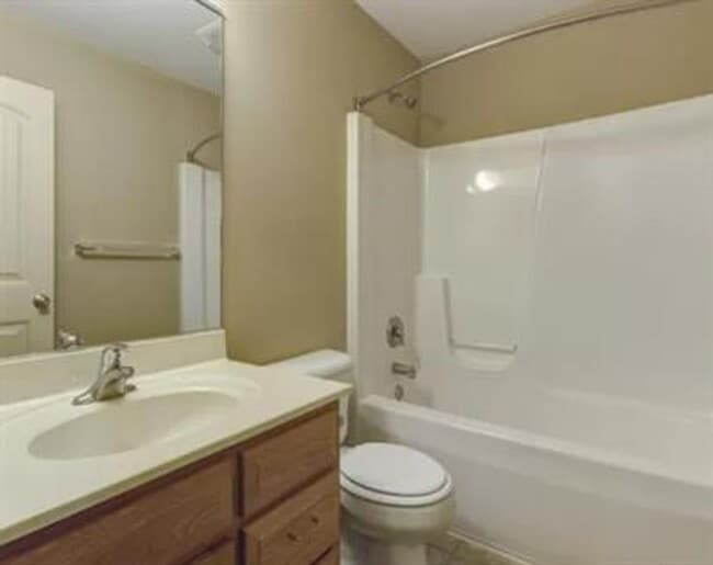 Building Photo - 3446 Stoneway Ct