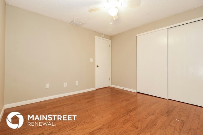 Building Photo - 2053 Whitney Dr