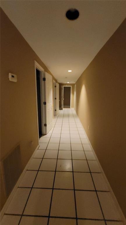 Building Photo - 5005 Johns Creek Ct