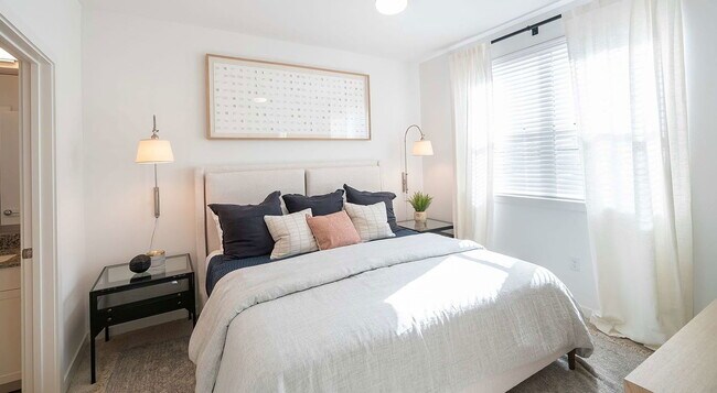 Building Photo - 3400 Kyle Crossing