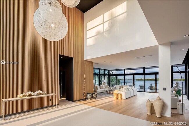 Building Photo - 7311 Belle Meade Island Dr