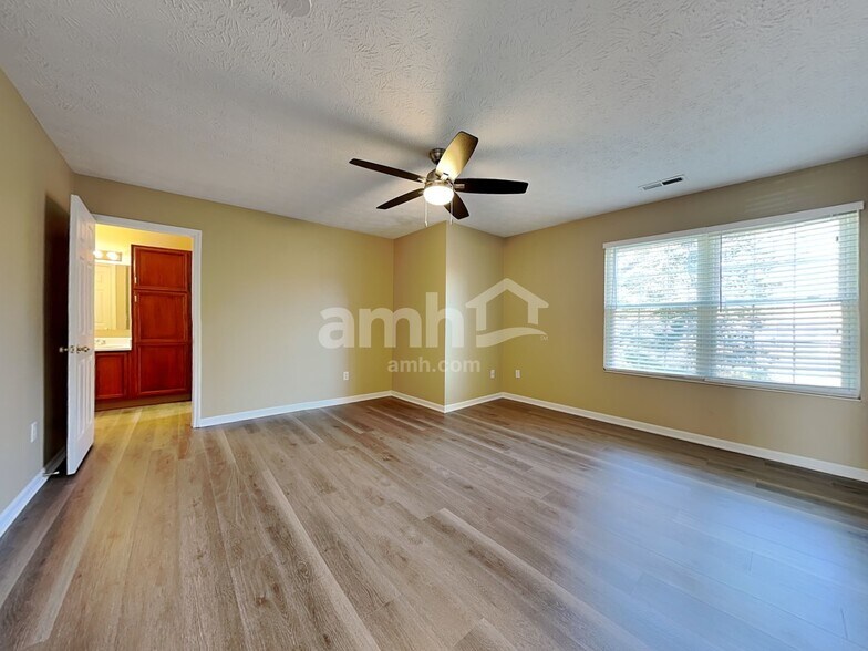 Building Photo - 6957 Spring Farm Ct