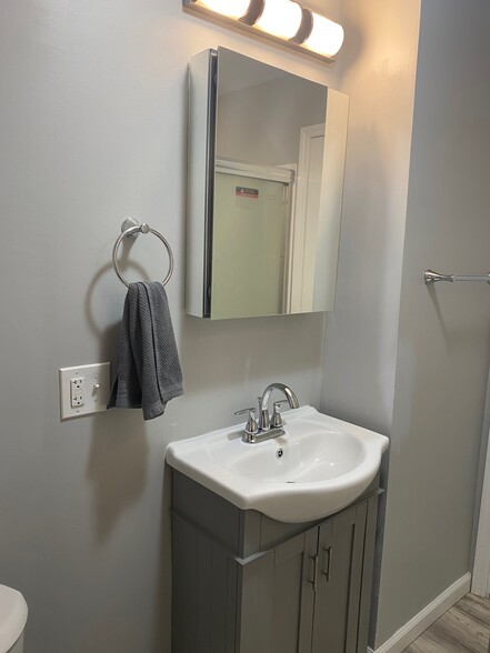 Building Photo - 2236 13th St