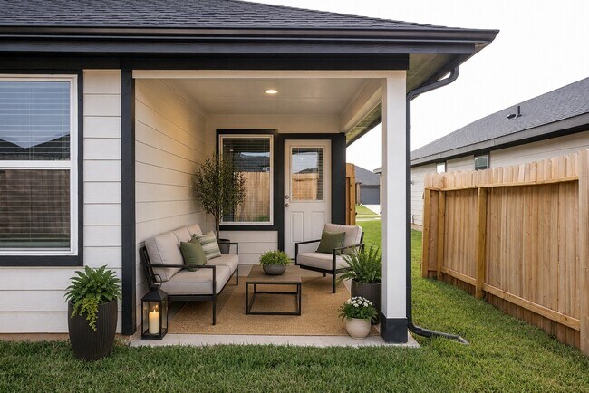 Building Photo - 3027 Lake Crest Dr