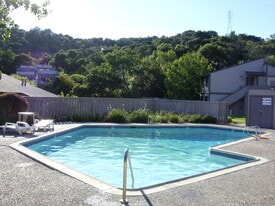 Building Photo - 25 Clay Ct