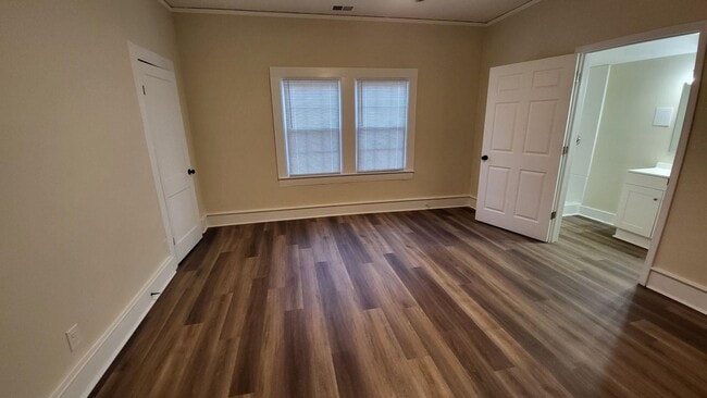 Building Photo - 500 Carthage Rd