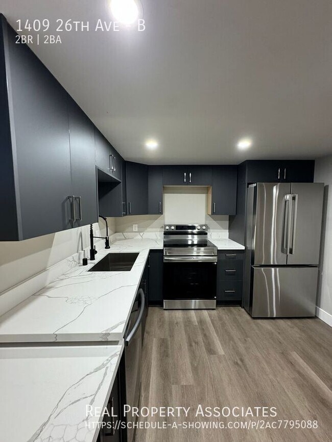 Building Photo - 1409 26th Ave