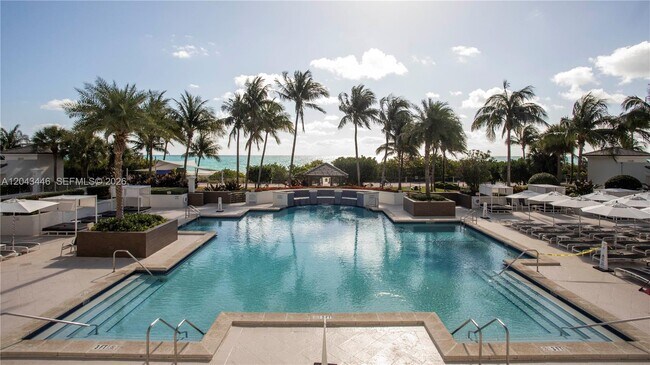 Building Photo - 4779 Collins Ave