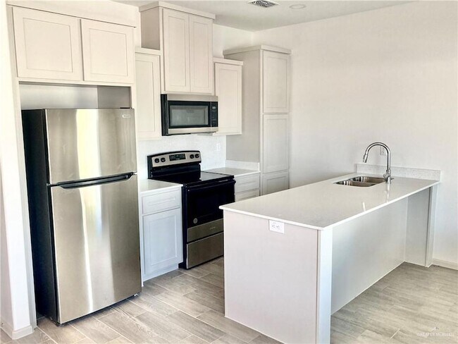 Building Photo - 7814 N 58th St