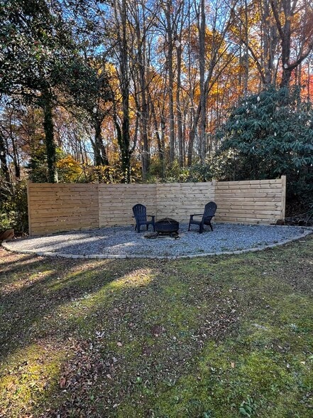 Building Photo - 125 Berry Mountain Rd