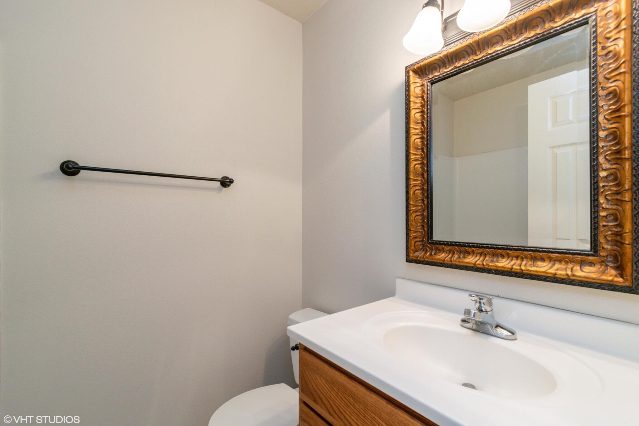 Building Photo - 635 Meadow Pl