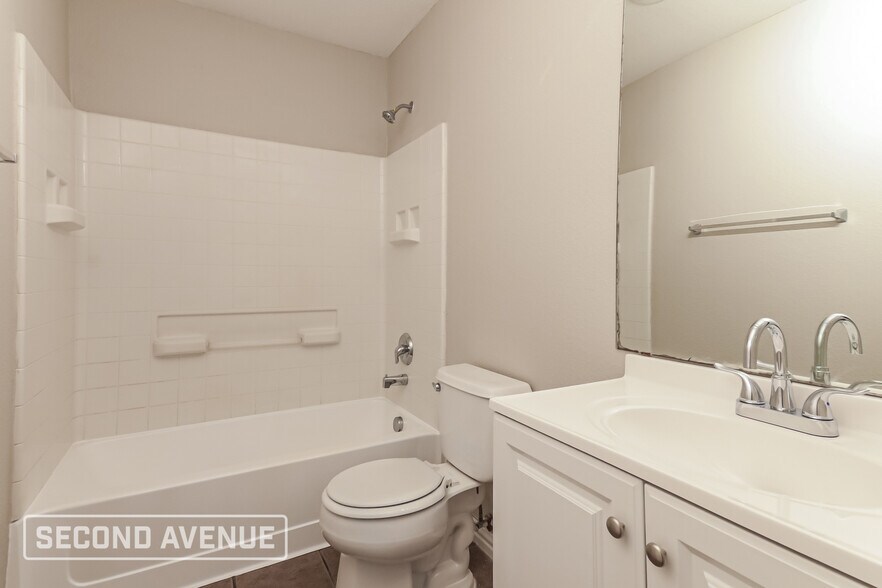 Building Photo - 1705 Nighthawk Dr