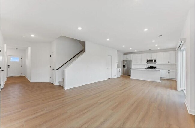 Building Photo - 18325 Gladiator Dr