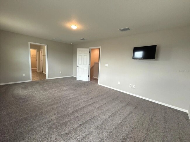 Building Photo - Summercrest 5 Bedroom, 3.5 bath