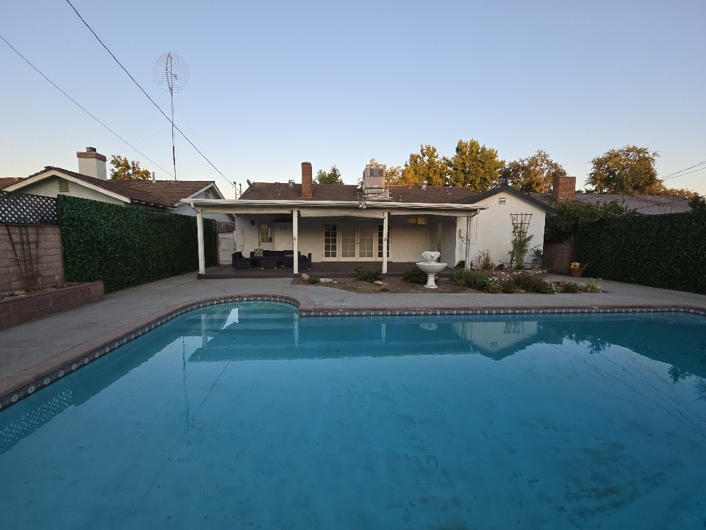 Building Photo - 9011 Etiwanda Ave