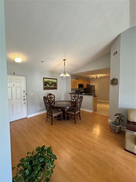 Building Photo - 5681 Riverside Dr