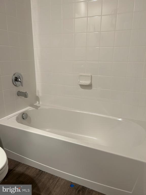 Building Photo - 167 Rae Ct