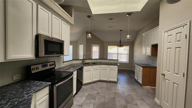 Building Photo - 3408 Mosswood Dr