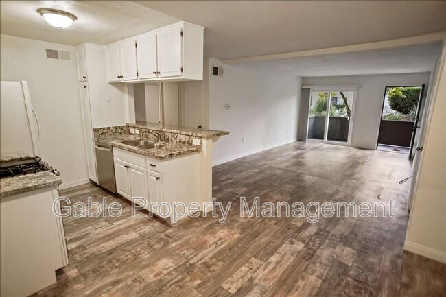 Building Photo - 24526 W Nicklaus Dr