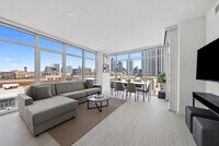 Building Photo - 326 N Union Ave