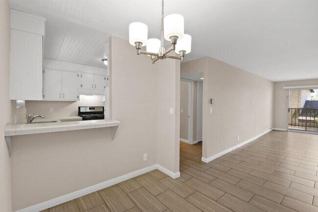 Building Photo - Cabrillo Ave