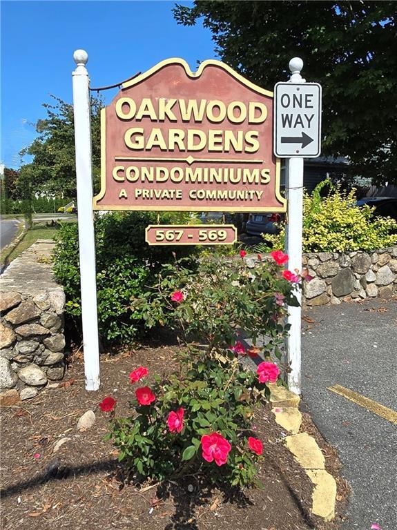 Building Photo - 567 Smithfield Rd