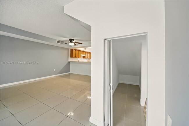 Building Photo - 14907 SW 80th St