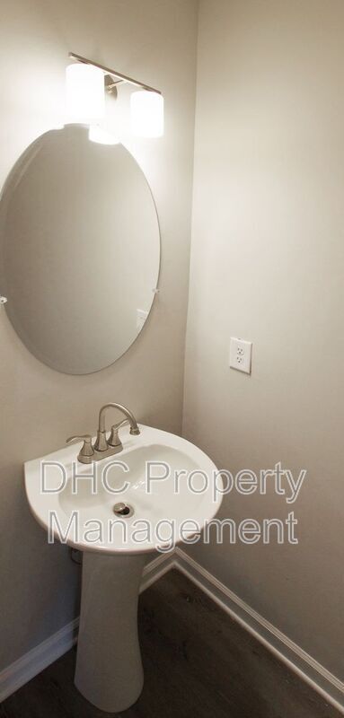Building Photo - 2290 Connally Pl