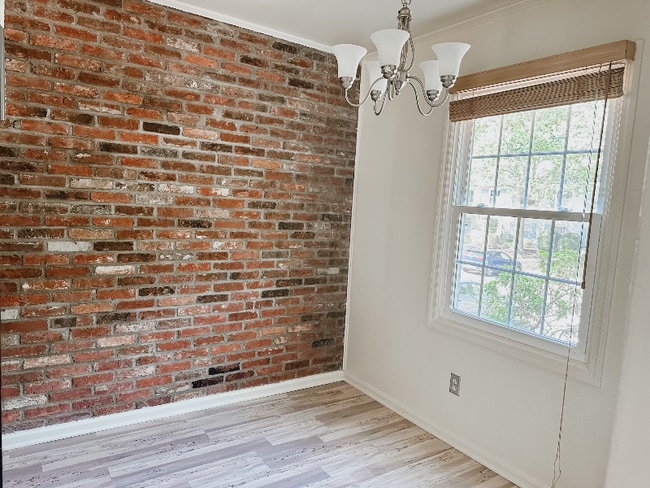 Building Photo - 8317 Kingsgate Rd