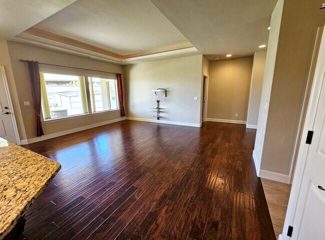 Building Photo - 2817 Tuscanna Dr