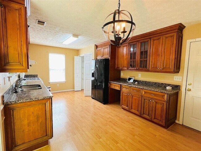 Building Photo - 3663 Willgrove Way
