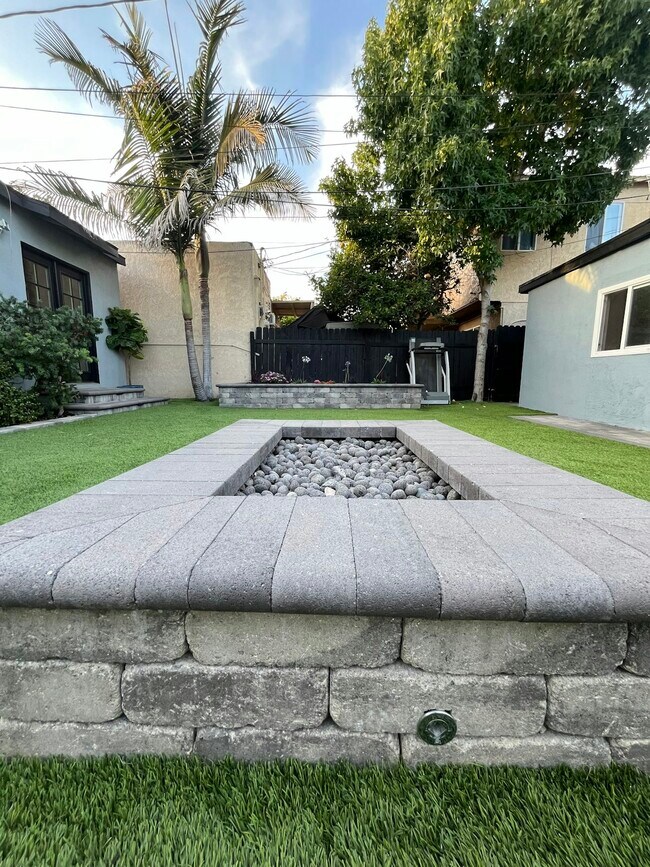 Building Photo - 15700 Crenshaw Blvd
