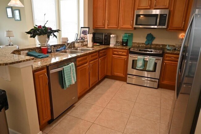 Building Photo - 150 Pantano Cay Blvd