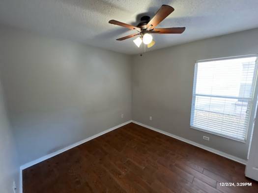 Building Photo - 6115 Sand Key Ln