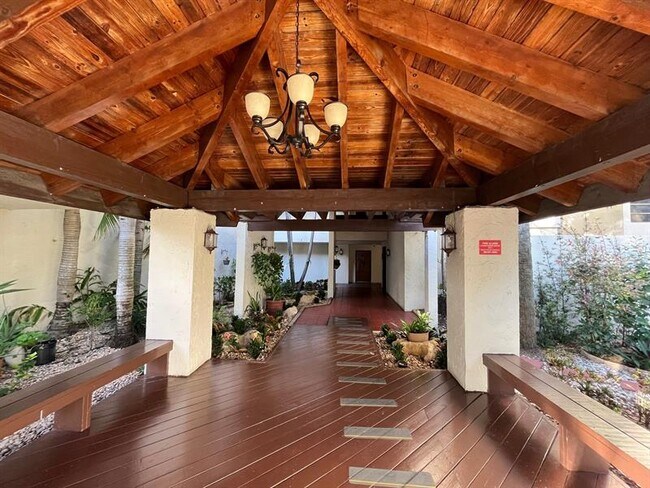 Building Photo - 9030 SW 125th Ave