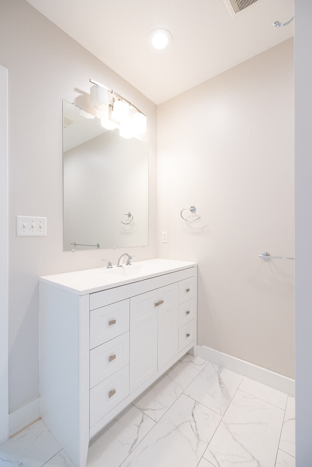 Building Photo - 450 Harrison Ave