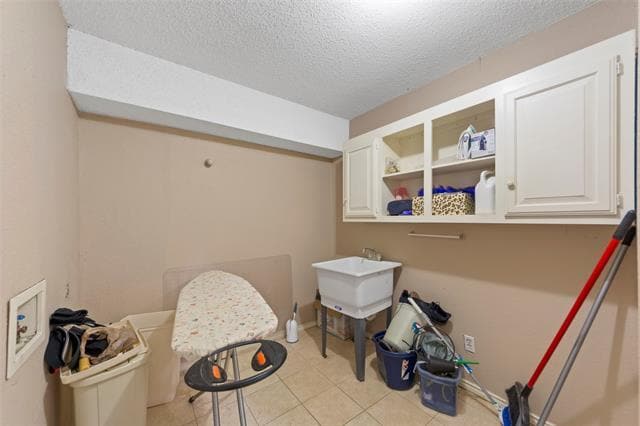 Building Photo - 5826 Pleasant Valley Rd