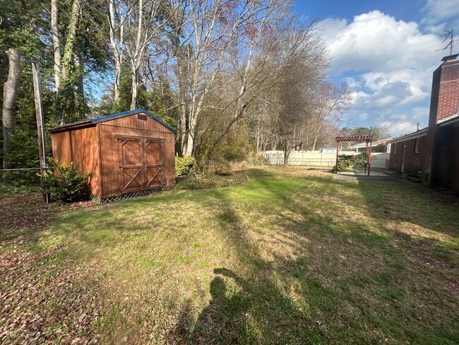 Building Photo - 3220 Woodsen Cir