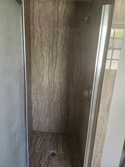 Building Photo - 2018 S 2nd Ave